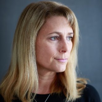 Stephanie Bretherton Author Pic