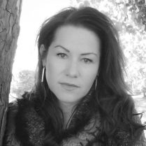 Annie-Ward-800x800-768x768